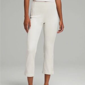 Lululemon Athletica Cream Capris